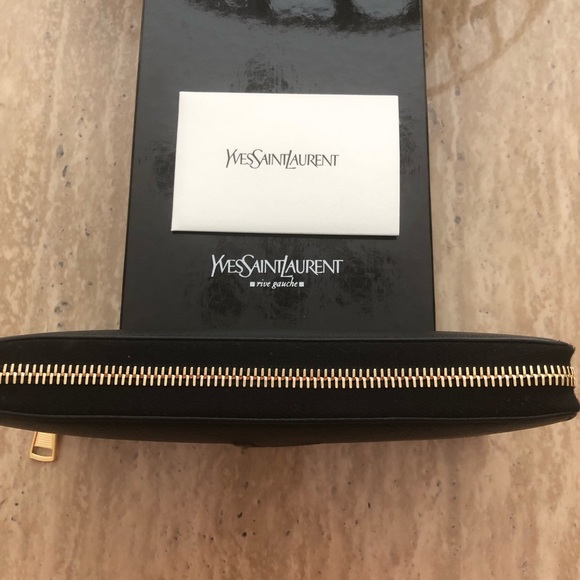 YSL Wallet - Picture 3 of 4